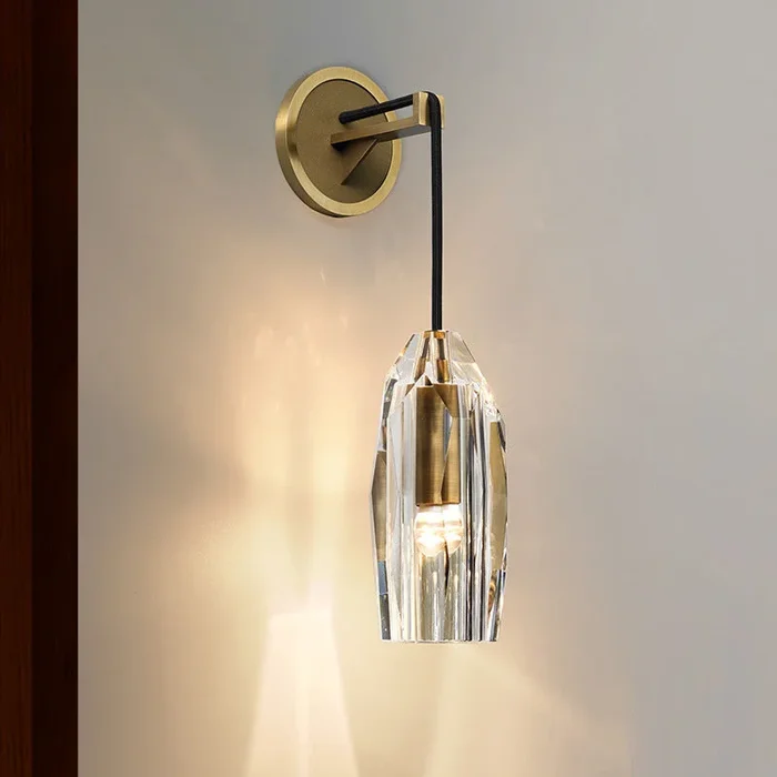 Applique en cristal découpée à la main, luminaire mural moderne à 1 lumière dorée avec cordon suspendu