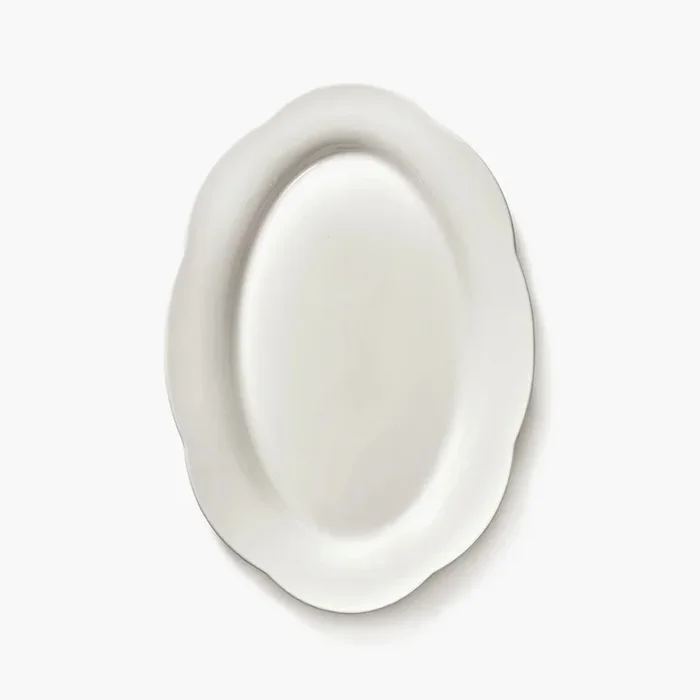 Assiette creuse ovale 30 cm – Silhouette par Sergio Herman – Serax