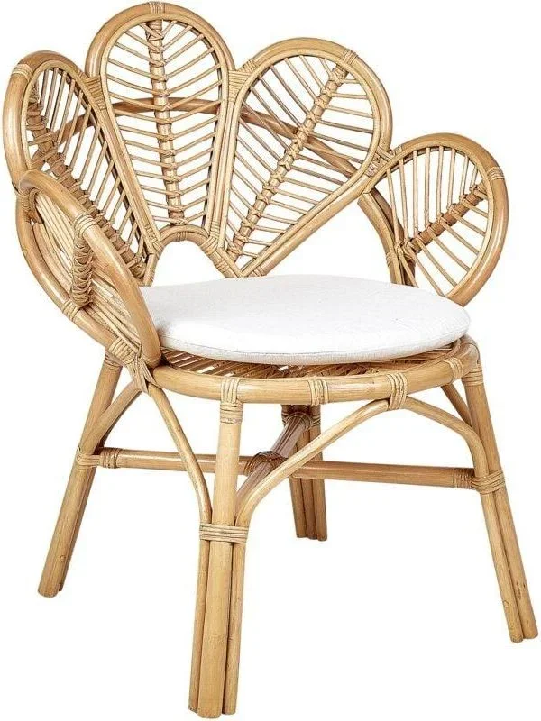 Beliani – Chaise empilable à dossier en éventail en rotin clair pour Intérieur et Extérieur Florentine ii