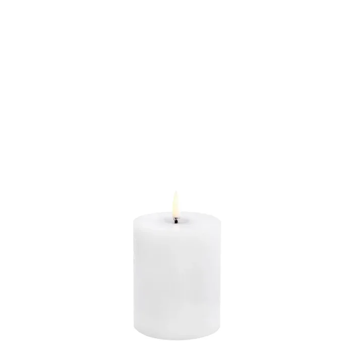 Bougie MELTED PILLAR SMOOTH LED Uyuni – Nordic White Ø7.8×10.1cm