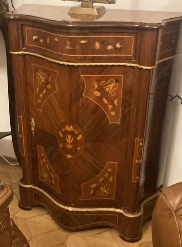 Casa Padrino commode baroque avec tiroir et porte marqueterie marron / or – Armoire fait main en bois massif de style baroque – Meuble de chambre de style baroque – Meuble baroque