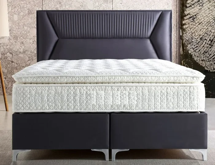 Casa Padrino lit double de luxe violet / argent – Différentes Tailles – Lit en bois massif avec tête de lit et matelas – Meubles de chambre – Meubles d&rsquo;hôtel – Meubles de luxe