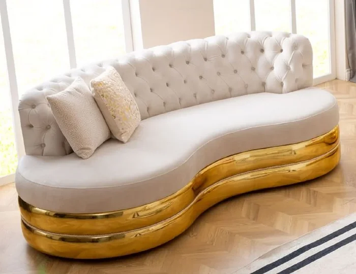 Casa Padrino luxury Chesterfield 3 seater sofa cream / gold 230 x 105 x H. 82 cm – Curved Chesterfield living room sofa – Living room furniture – Chesterfield furniture – Luxury furniture