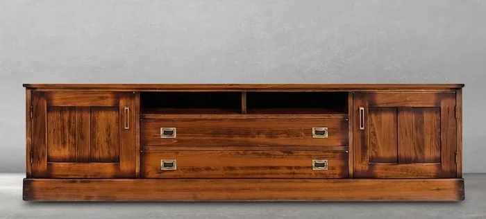 Casa Padrino Luxury Vintage Style TV Cabinet Brown / Brass 204 x 52 x H. 54.5 cm – Vintage Style Sideboard with 2 Doors and 2 Drawers – Vintage Style Furniture – Luxury Living Room Furniture