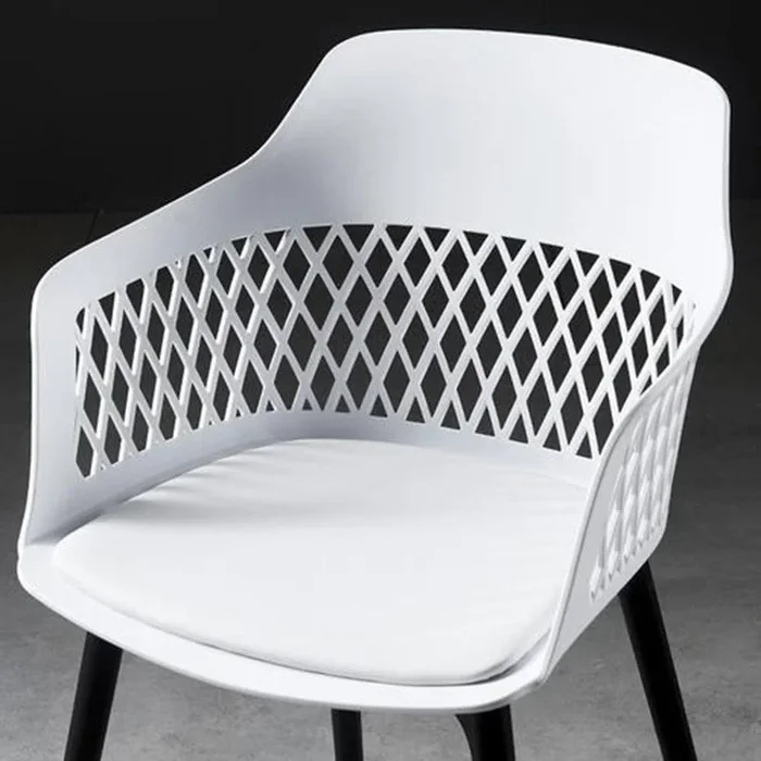 Chaise arrière de la chambre à dos intérieure en métal contemporain