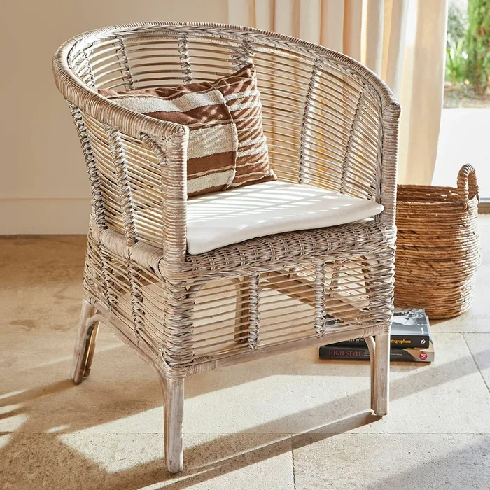 Chaise Saulnes