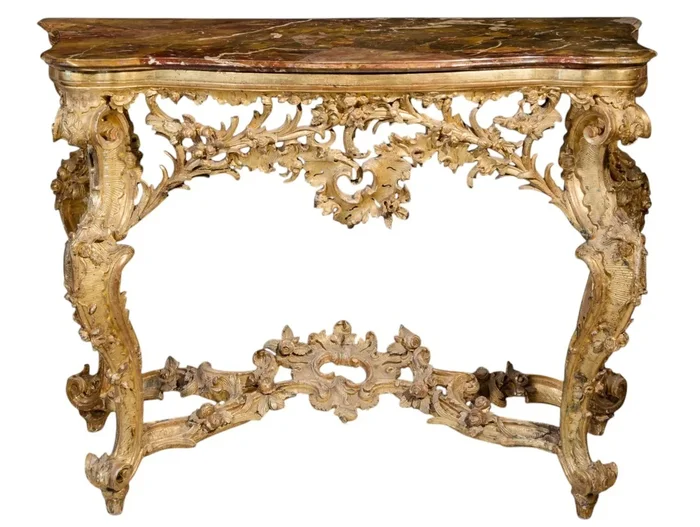 Console en bois sculpté et doré, Gênes milieu du XVIIIe siècle