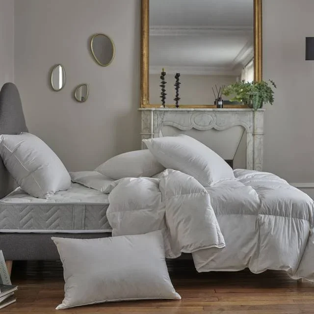 Couette 4 saisons en duvet et percale biologique Carla – 240 x 260 cm