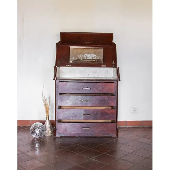 Garance, la commode en acajou n°59