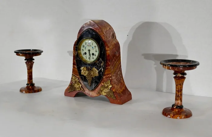 Garniture de Cheminée en Marbre, Art Nouveau – Fin XIXe