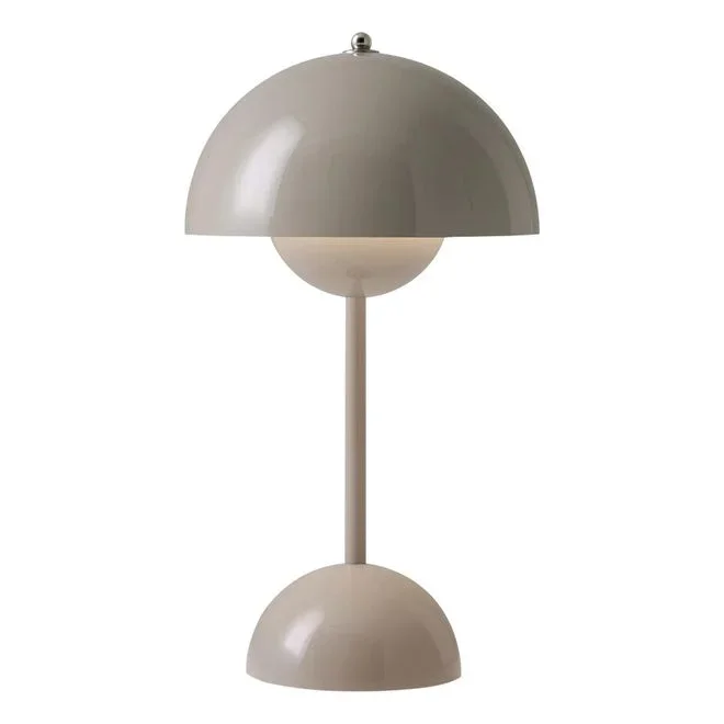 Lampe à poser portative Flowerpot VP9, Verner Panton & Tradition Gris