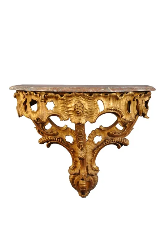 Paire de consoles d&rsquo;applique en bois doré