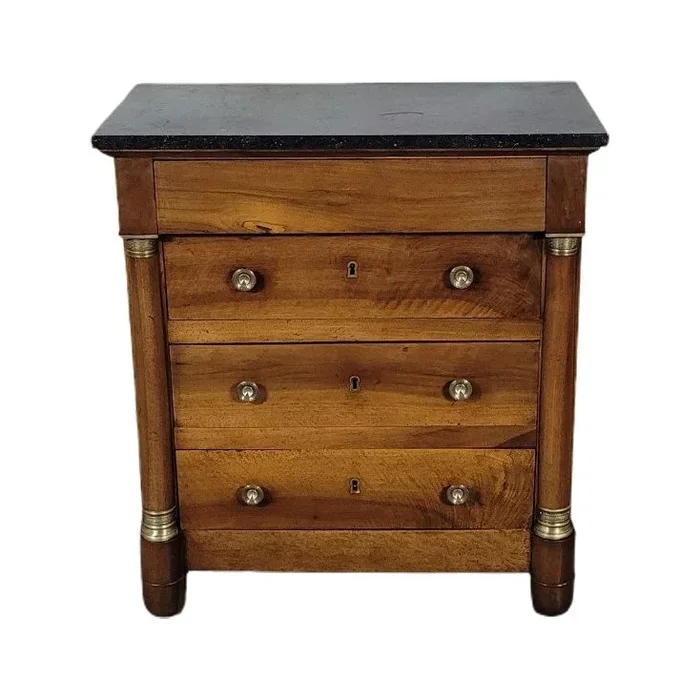 Petite commode empire en noyer