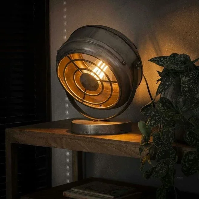 Pier Import – Lampe à poser industrielle forme ronde tribeca