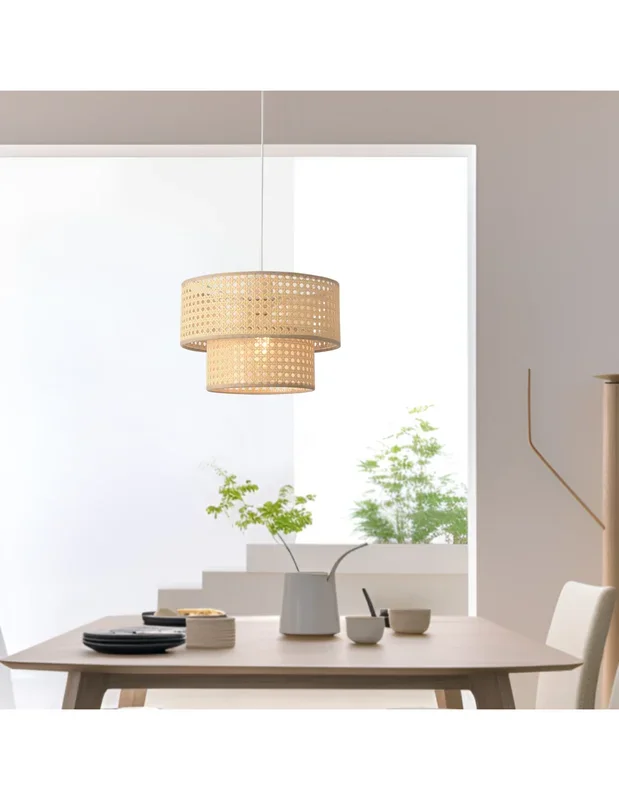 Suspension Elégante Ø 30 cm Blanc et Rotin Luminaire Intérieur