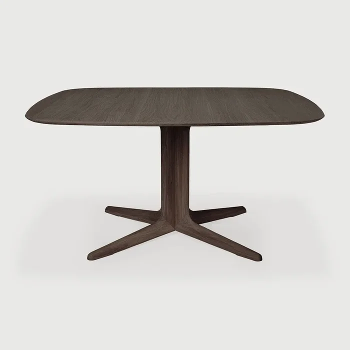 Table à manger carrée en chêne brun Corto | prêt pour l’expédition!