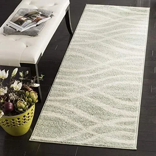 Tapis de Sol Vieilli pour Salon, Salle à Manger, Chambre à Coucher – Adirondack Collection, Tapis à Poil Court, Sauge et Crème, 76 x 183 cm